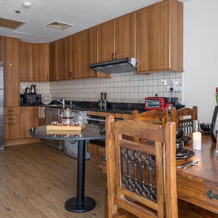 Hostel Alexandrina Dubaj Zewnętrze zdjęcie