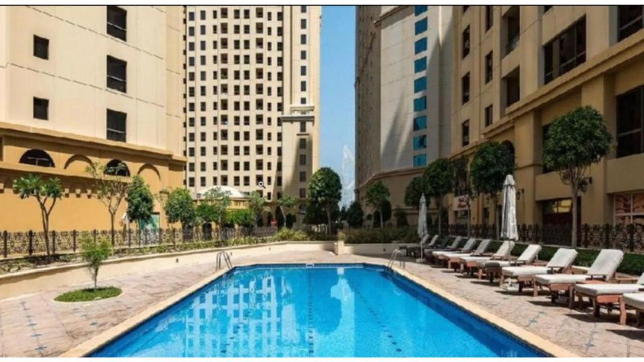 Hostel Alexandrina Dubaj Zewnętrze zdjęcie