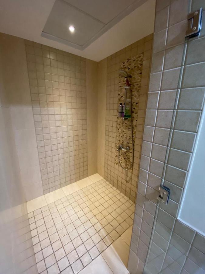 Hostel Alexandrina Dubaj Zewnętrze zdjęcie