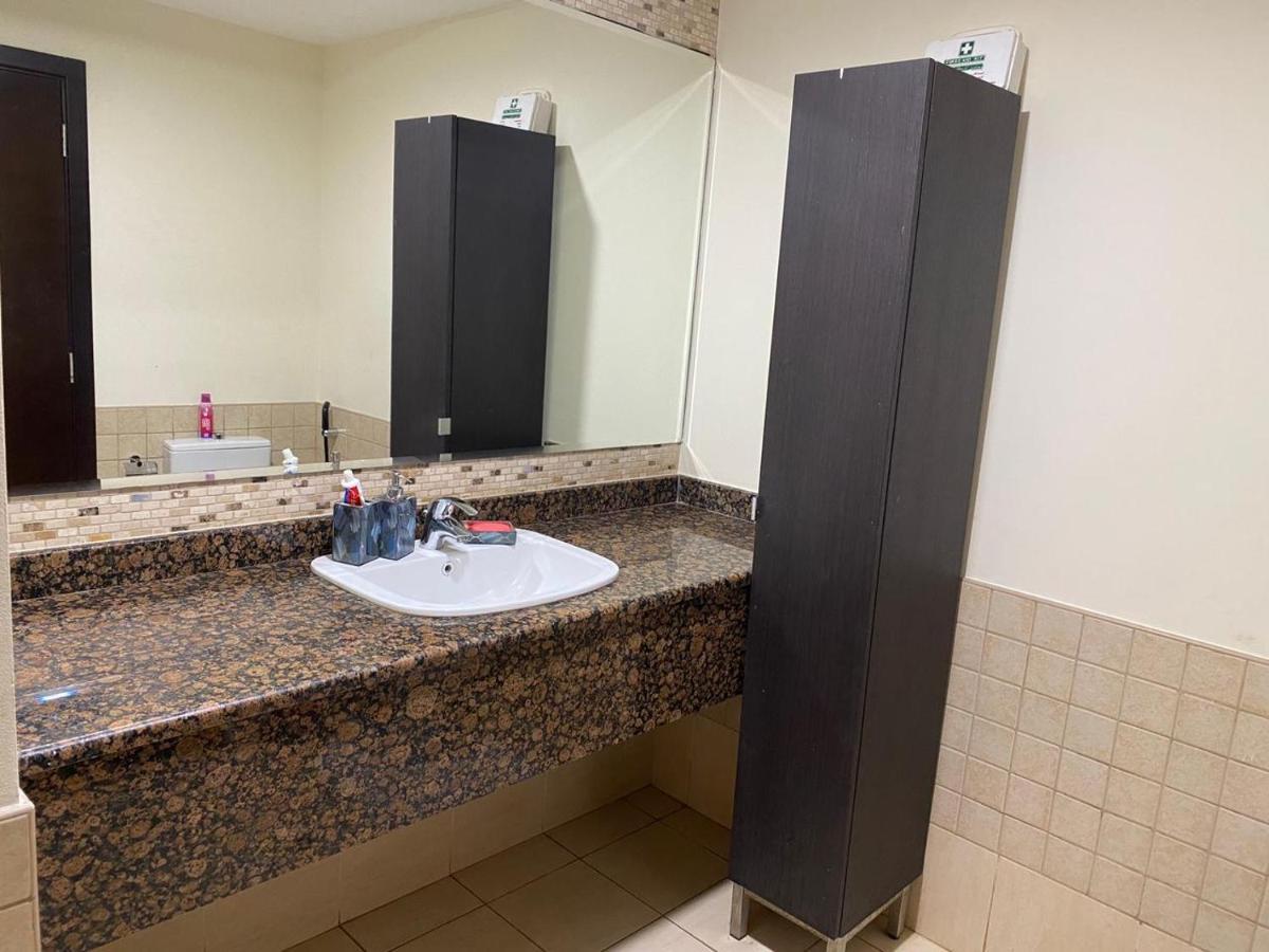 Hostel Alexandrina Dubaj Zewnętrze zdjęcie