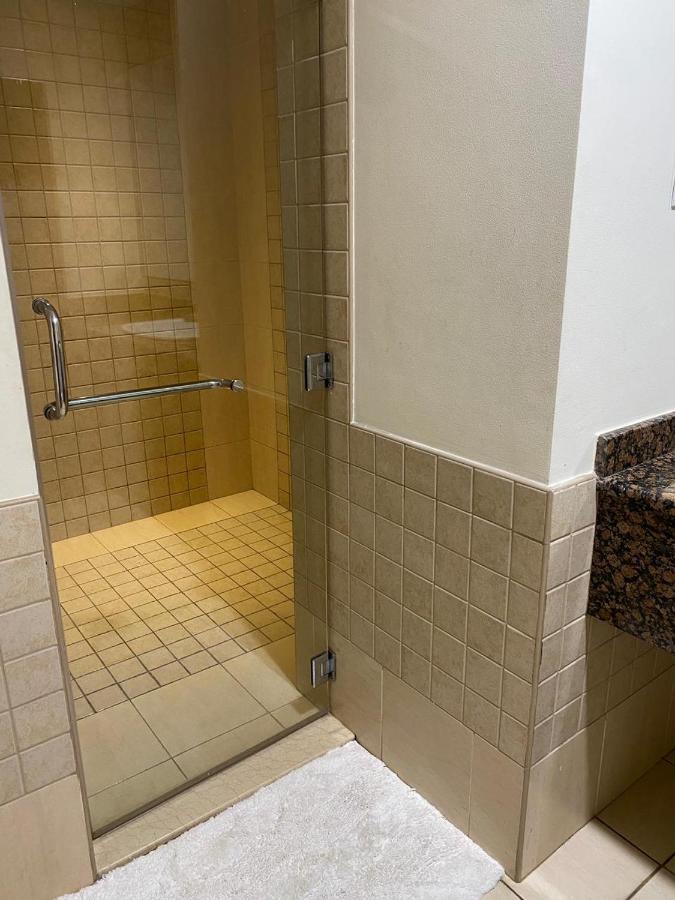 Hostel Alexandrina Dubaj Zewnętrze zdjęcie